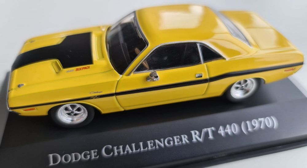 Atlas 1/43 Dodge Challenger R/T 440 1970 Plum Crazy - Modèle Réduit En Diecast