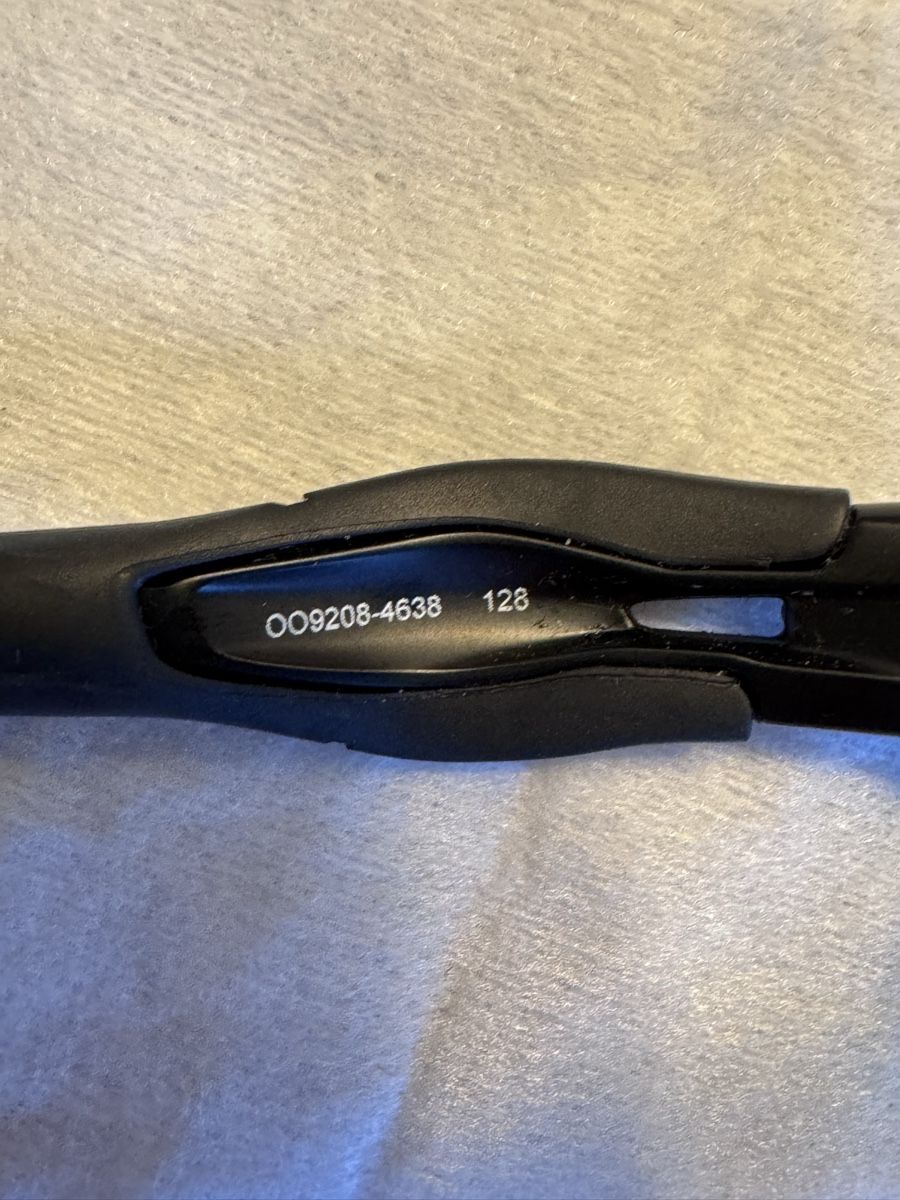 Oakley Occhiali & Lenti: Oakley RADAR EV sunglasses with case  – Usato da Herrliberg venduto da jba_zcw7 7