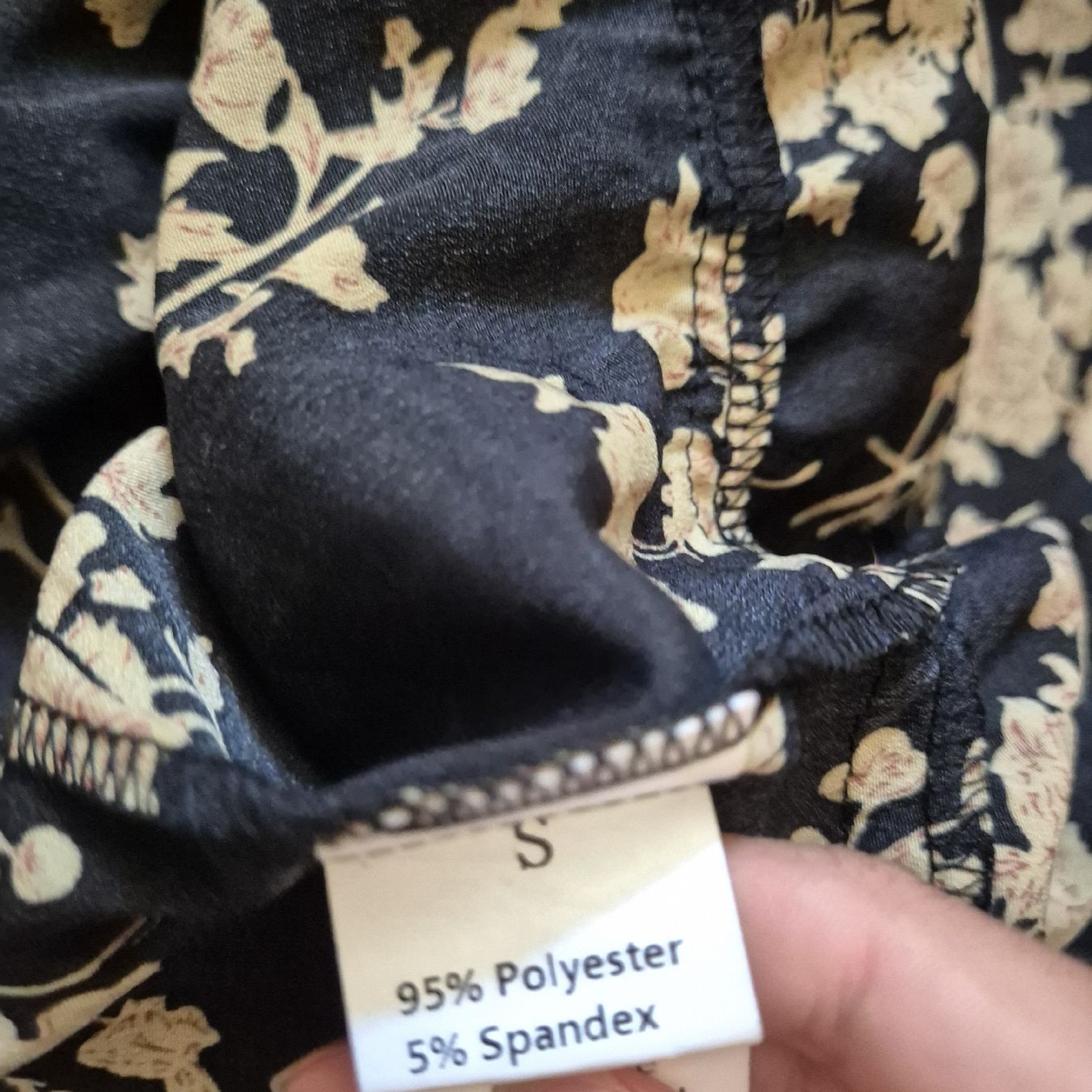 Robes: robe  – D'occasion à Genthod par Lenas9 1