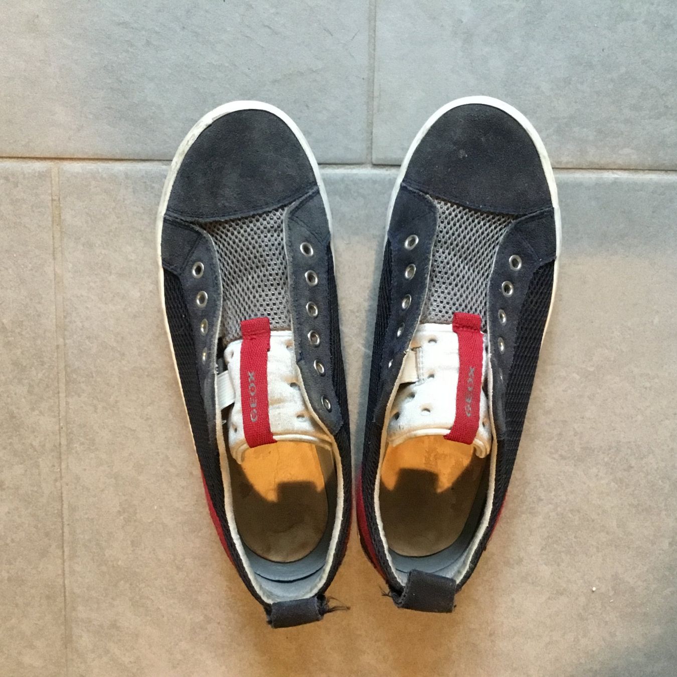 Geox Scarpe per ragazzi: GEOX Sneakers, Grösse 38 – Usato da Basel venduto da petrovna4