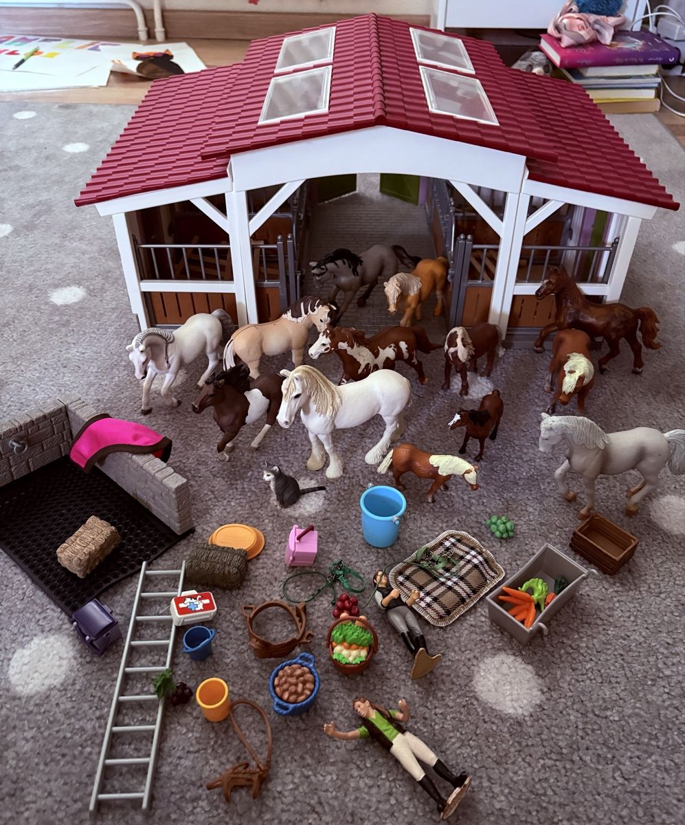 Schleich Giocattoli: Schleichstall – Usato da pratteln venduto da mina008