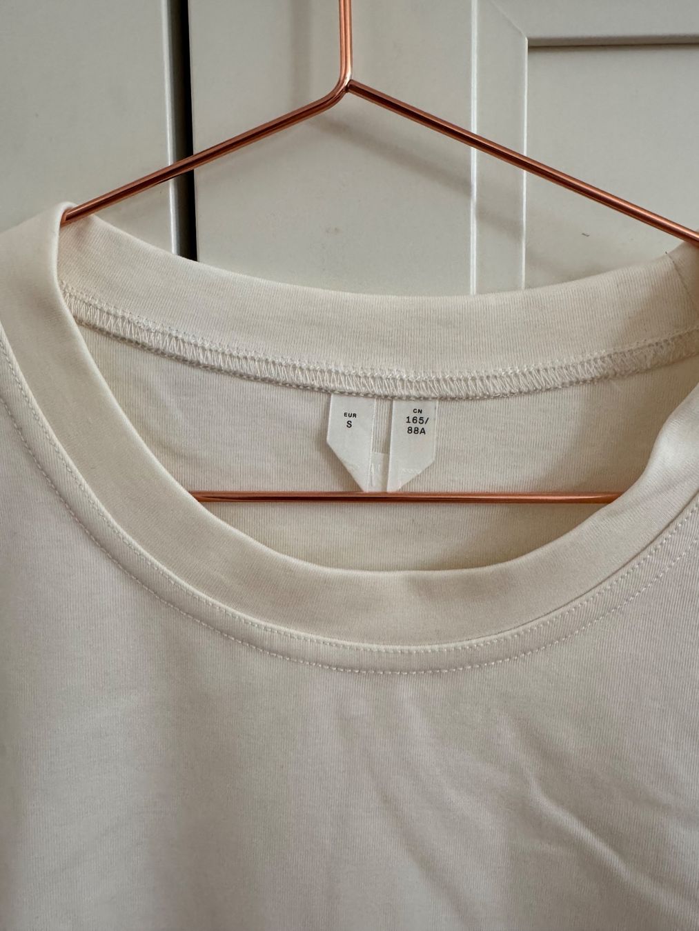 Arket T-Shirts: T-Shirt Arket – Neu (gemäss Beschreibung) aus Zürich von sinaxnoemi 1