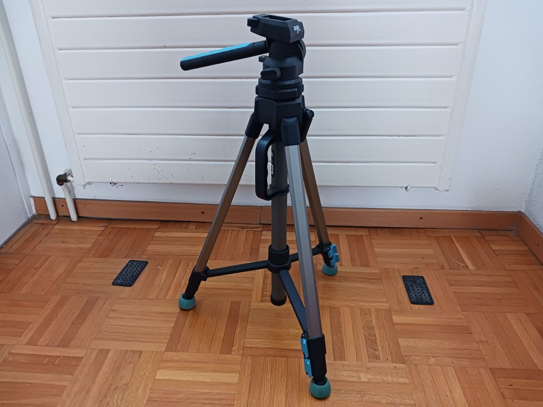 Treppiedi & Teste: Stativ EDIXA S-200 – Nuovo (secondo la descrizione) da Aarau venduto da Stephanus