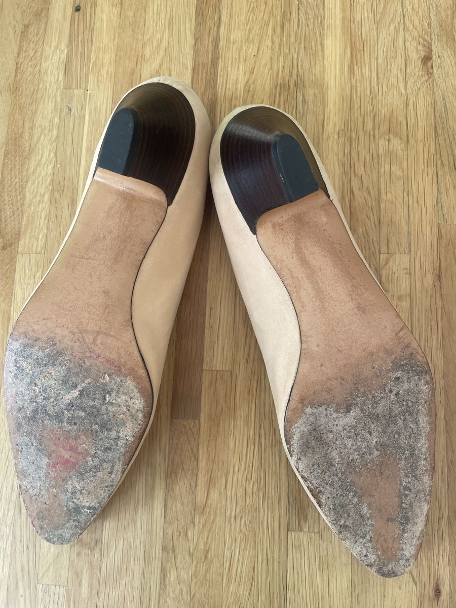 Damenschuhe: Escarpins beiges daim, taille 40 – Gebraucht aus Troinex von nadinebmichaelson 2