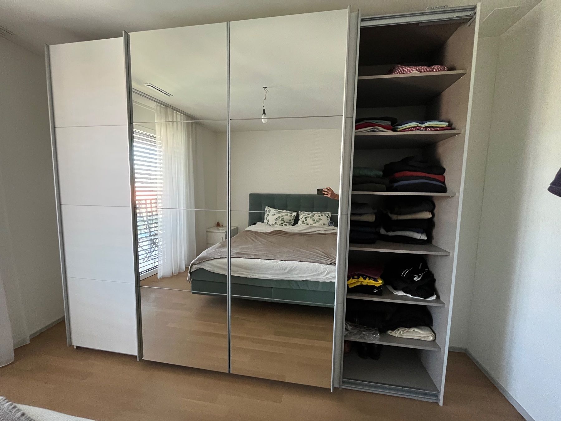 Schränke: Kleiderschrank – Gebraucht aus Dübendorf von fra_jkl7 1