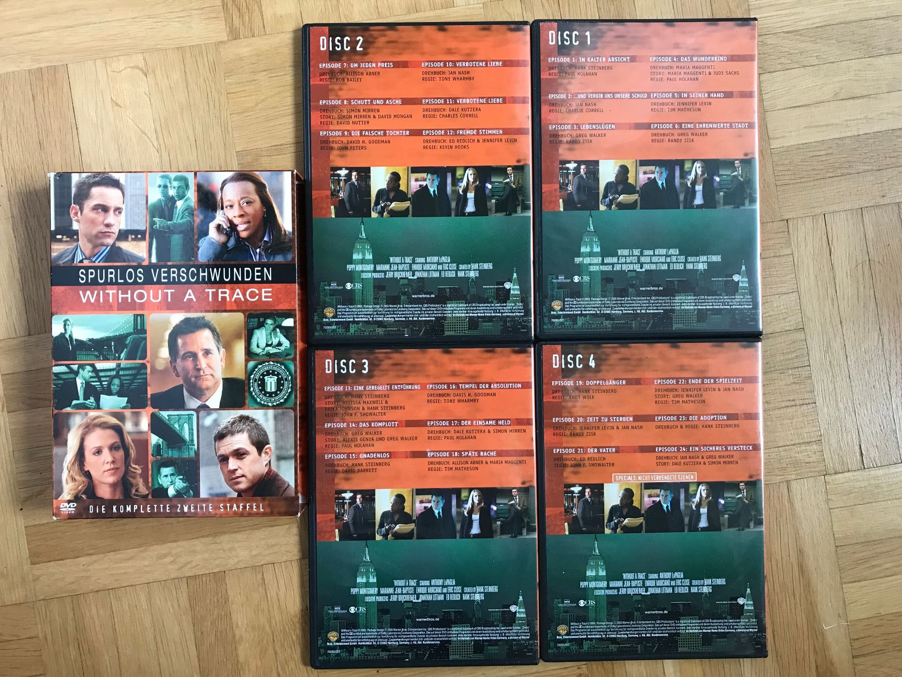 Tutti i DVDs: Without a Trace - Spurlos verschwunden - Staffel 2 - DVD – Usato da Zürich venduto da Malcom 2