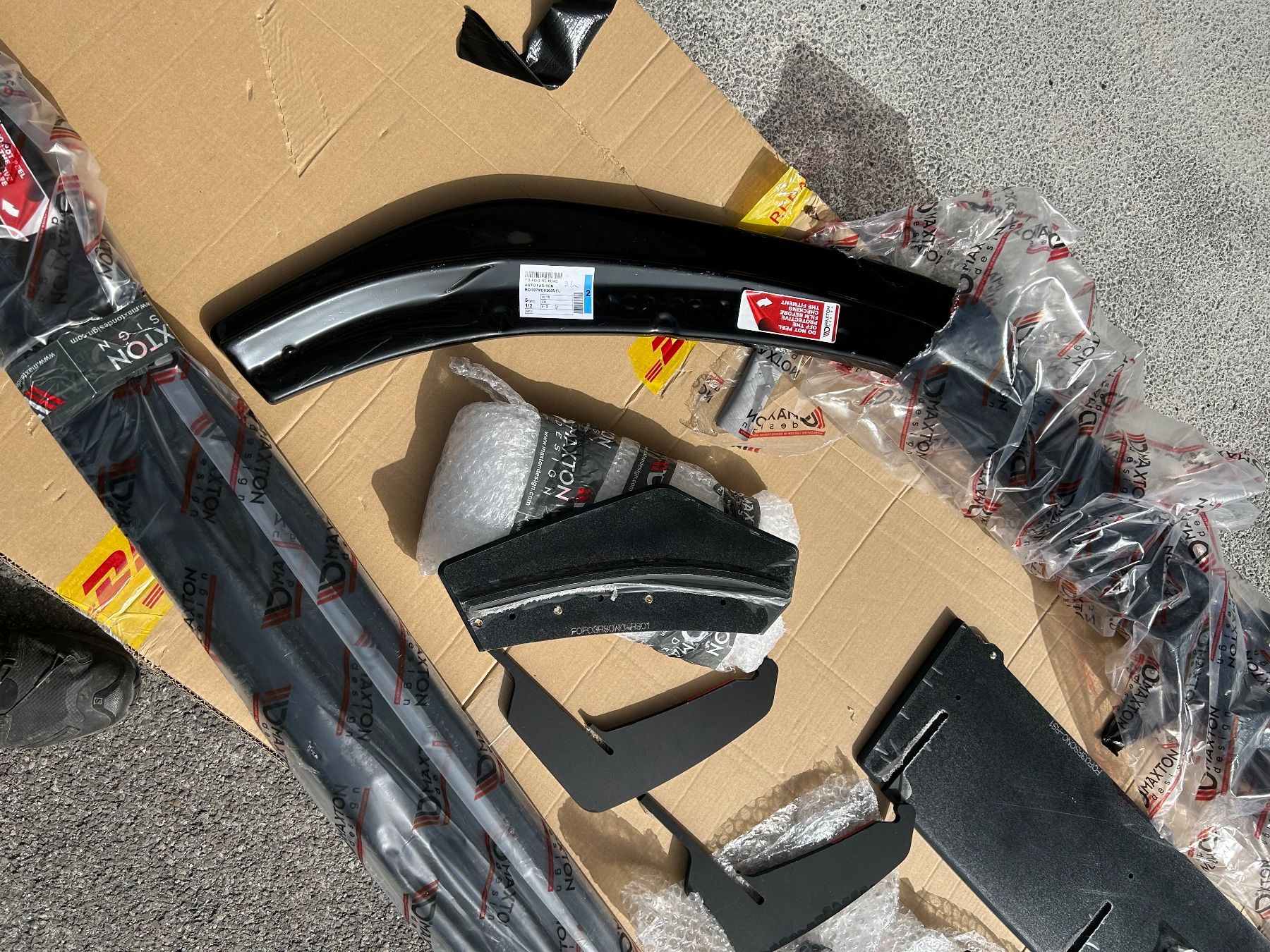 Ford Tutti pezzi di ricambio auto: Kit Maxton Ford focus rs mk3 – Nuovo e nell'imballaggio originale da Lausanne venduto da euphoman 7