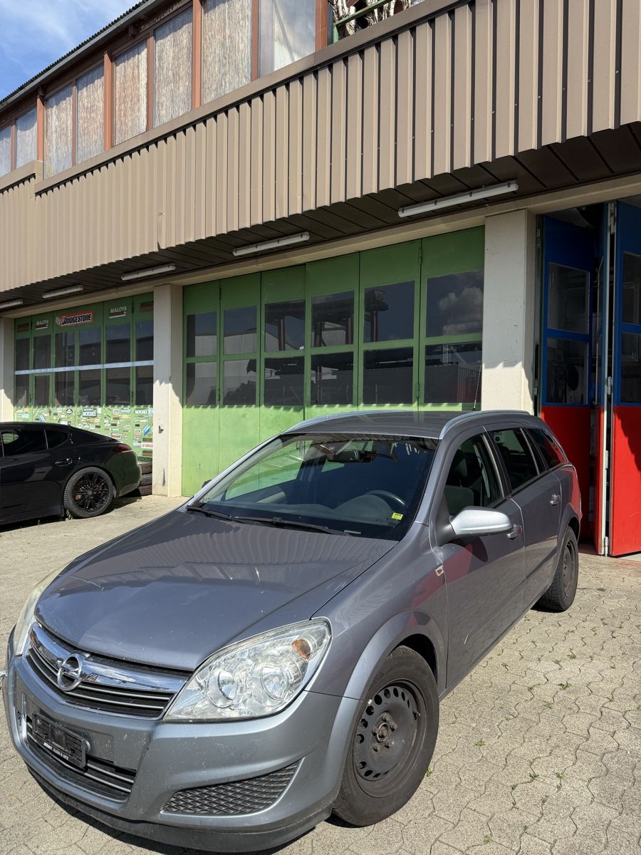 Automobili: Opel Astra 1.4 Defekt! – Difettoso da Oberbüren venduto da nad_ml5c