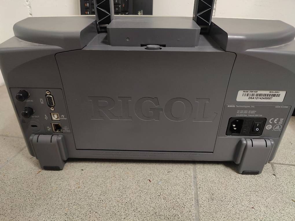 Misurare: Rigol DSA1020 Spektrumanalyzer, neuwertig – Usato da Stäfa venduto da TBStaefa 1