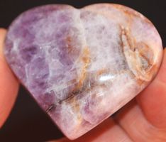 Deko Heilstein L-4364 – Amethyst-Achat-Herz – 51x46mm 63 Gr.