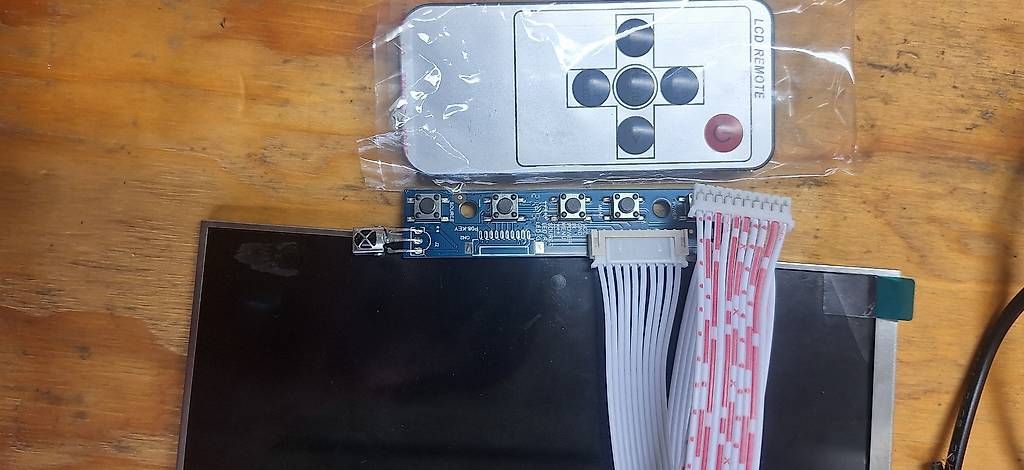 CD: XVGA Box et écran LCD – Usato da Ste-Croix venduto da sagemoi 1
