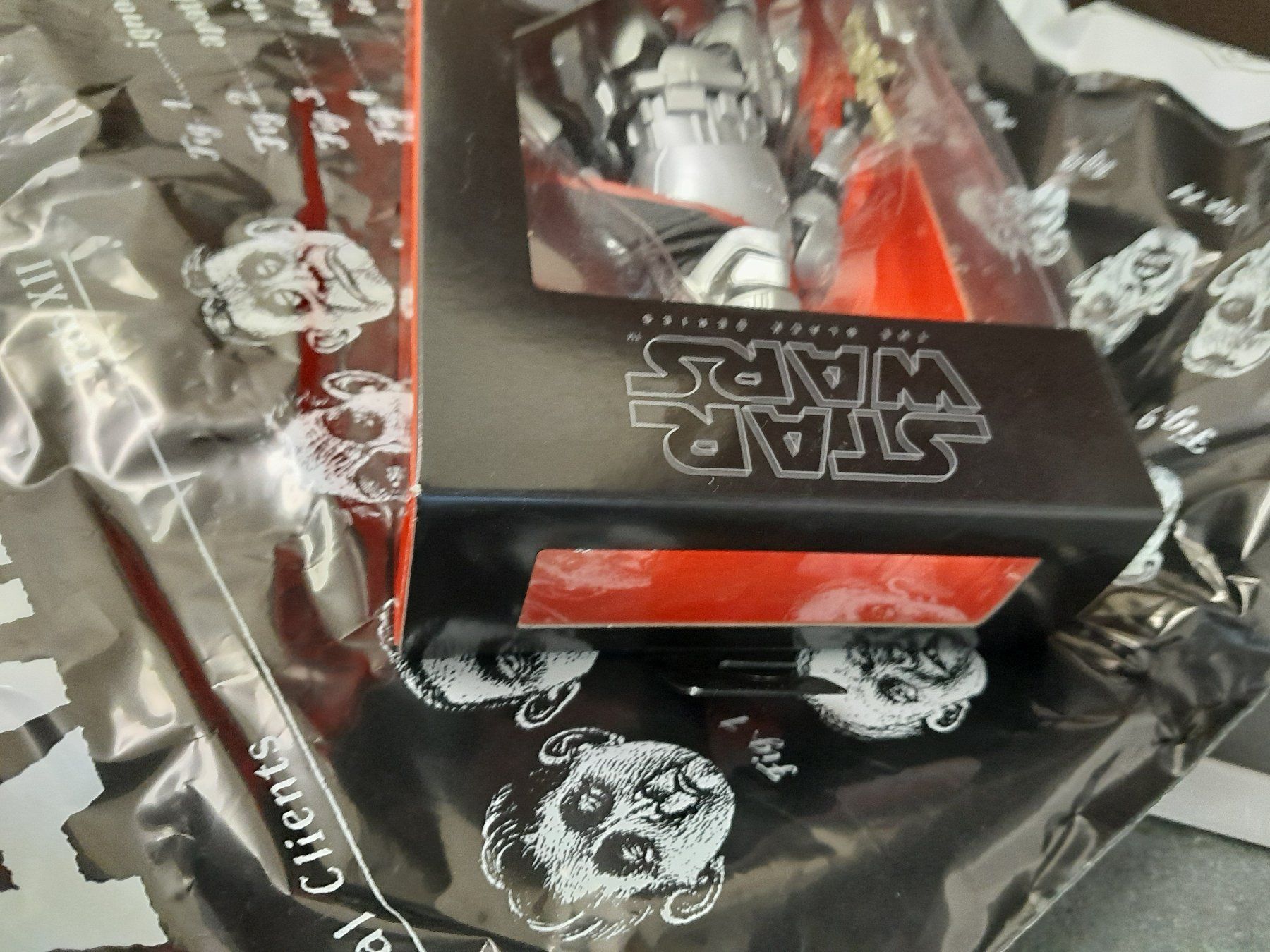 Hasbro Statuette: Hasbro Star Wars Black Series Captain Phasma – Usato da Rüti ZH venduto da Alemanni 4