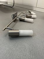 Moderne Deckenlampe mit vier Spots