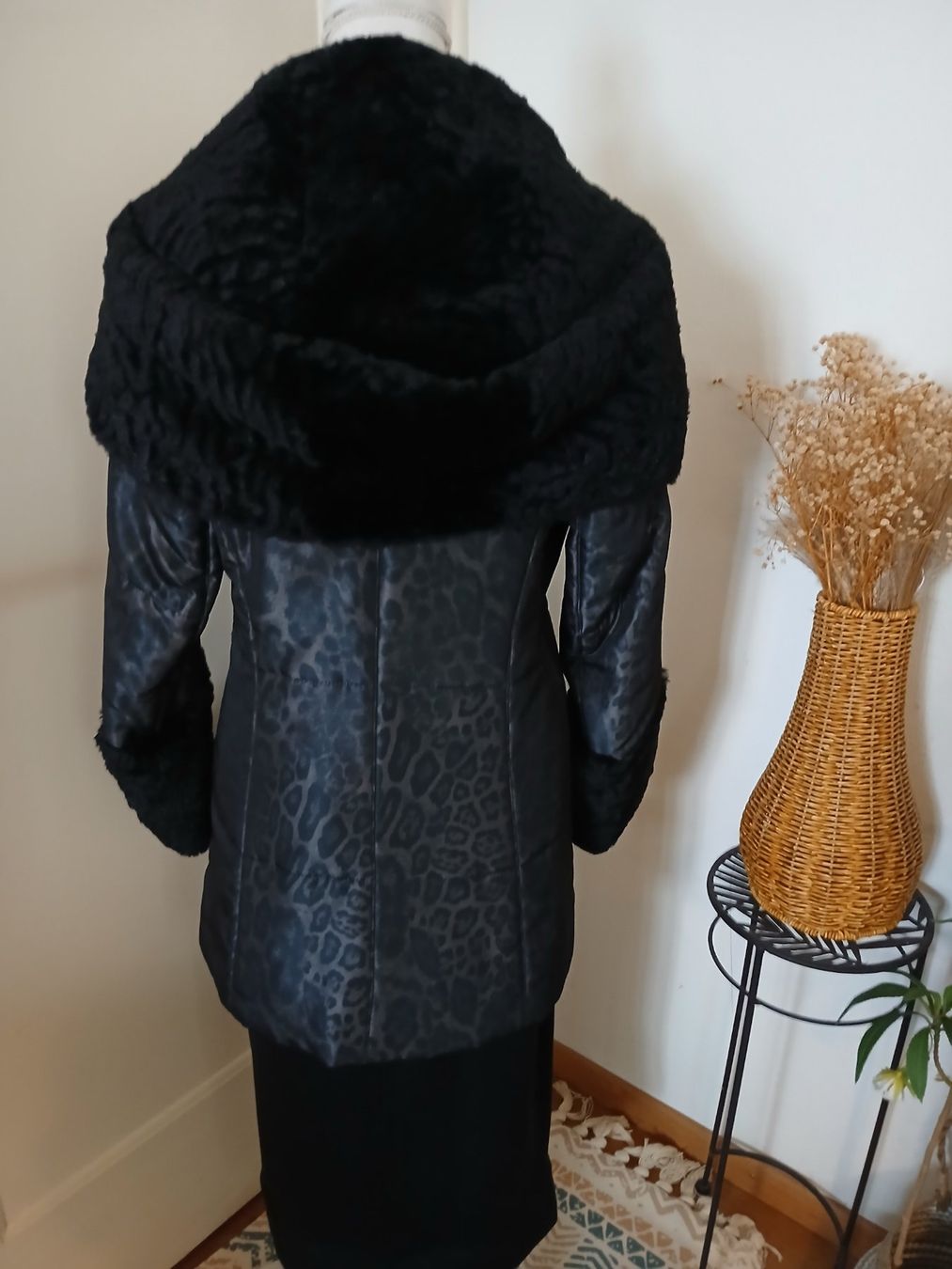 Giacche: Winter Jacke mit Echtpelz Kragen – Nuovo (secondo la descrizione) da Luzern venduto da Tavolna 5