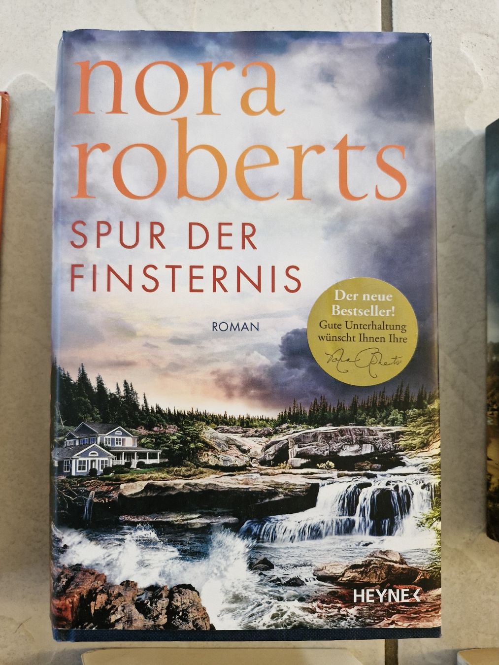 Libri: 6 Nora Roberts Romane Top Zustand – Usato da Frauenfeld venduto da Kasico 2