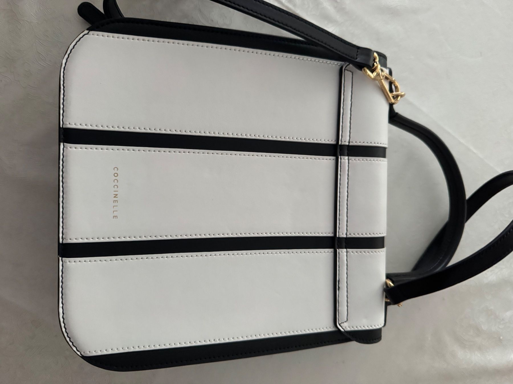 Coccinelle Borse da donna: Coccinelle Tasche 26x24cm – Nuovo (secondo la descrizione) da Baden venduto da Sakilili 1