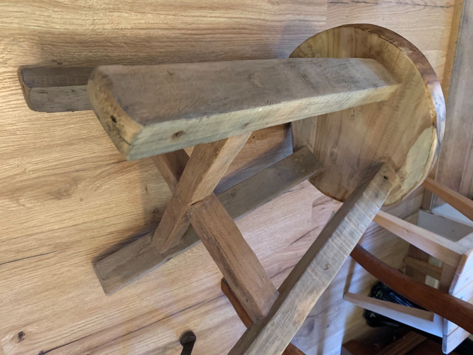 Tabourets: Rustikaler Hocker – D'occasion à Flawil par Naphtali 3