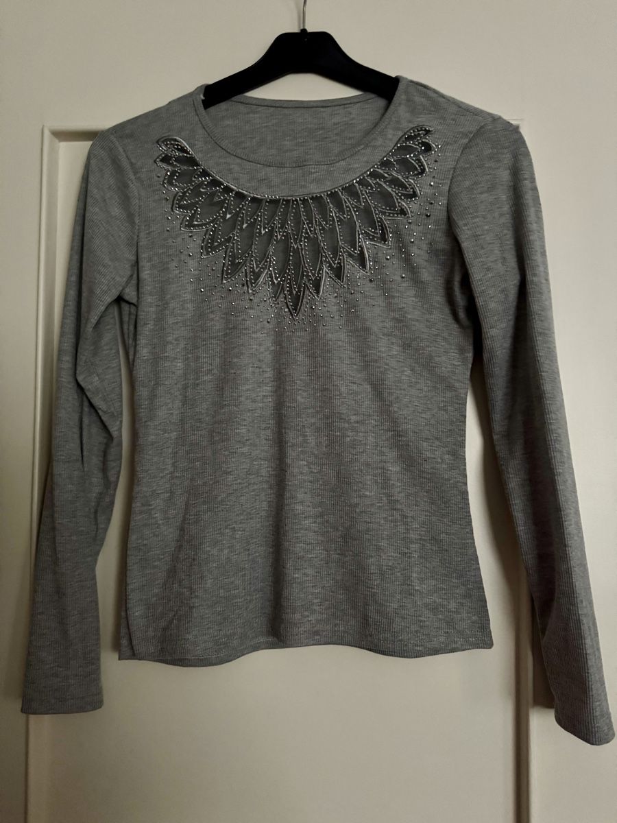 T-Shirts: Shirt Langarm – Gebraucht aus Schaffhausen von mar_jk9z