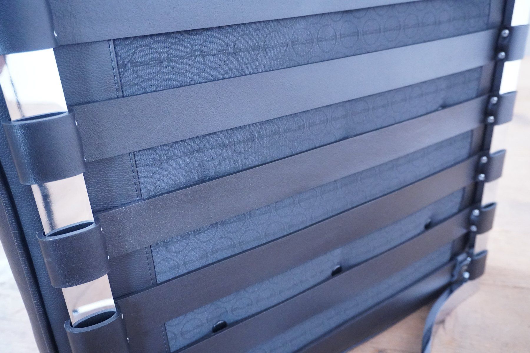 Knoll Sgabelli: Knoll International Barcelona Ottoman – Usato da Bad Zurzach venduto da QLASSIQ 6
