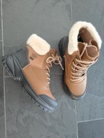 UGG Winterstiefel Yose Fluff V2  wasserdicht