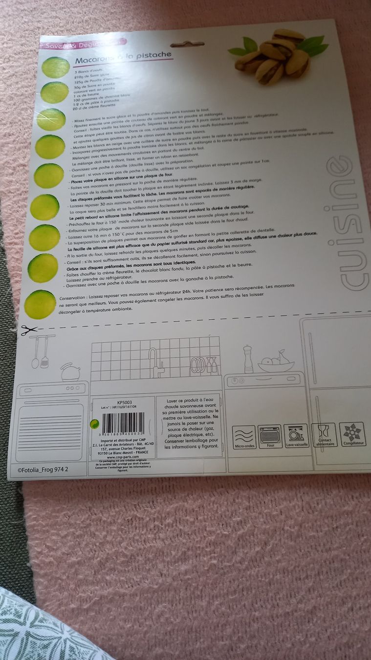 Teglie da forno: Feuille de cuisson silicone, disques macarons - Neuf! – Nuovo (secondo la descrizione) da Yverdon-les-Bains venduto da Monique6 4