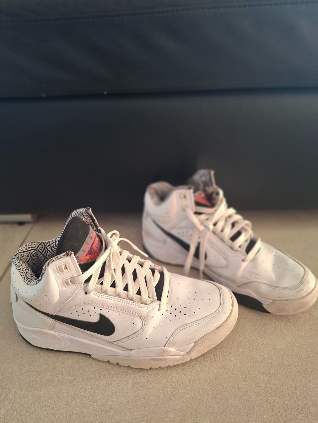 Nike Scarpe da uomo: Nike Air Flight Lite High, Grösse 42, Retro – Usato da Niederrohrdorf venduto da freestyle01