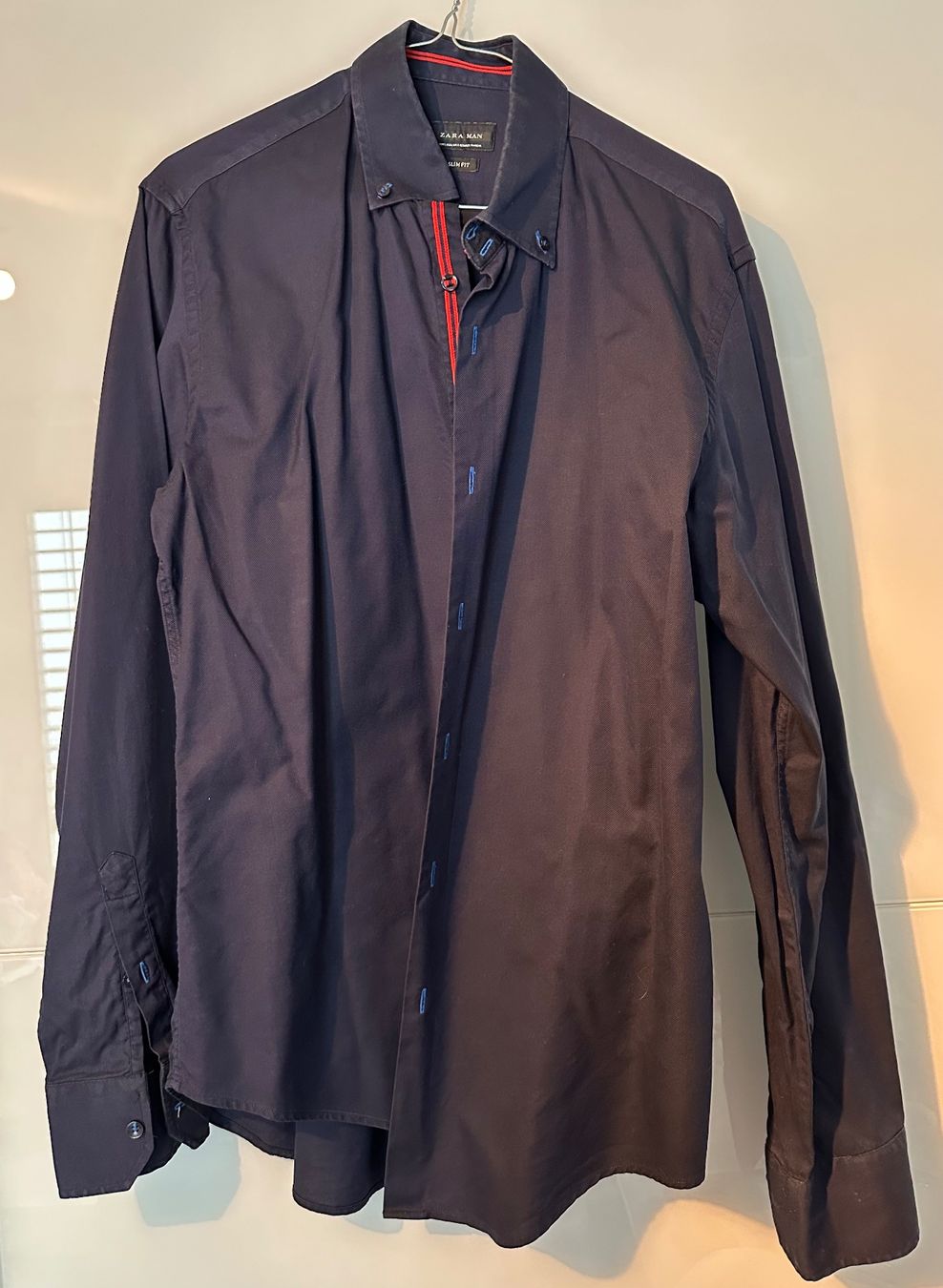 Zara Camicie: langarm Hemd dunkelblau - Zara Man – Usato da Zürich venduto da Jony2003