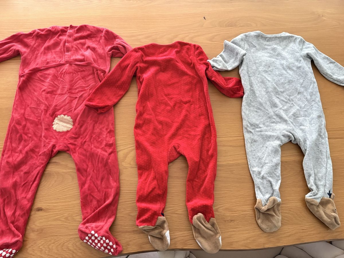 Lotti & Set di vestiti: Set di pigiami tema natalizio  – Usato da S. Antonino venduto da FedeKikka88 7