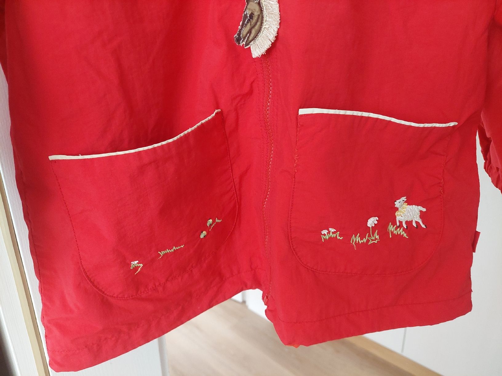 Giacche & Cappotti: Rote Mädchen Übergangsjacke Gr. 140 – Usato da Flims Dorf venduto da Truemorish 2