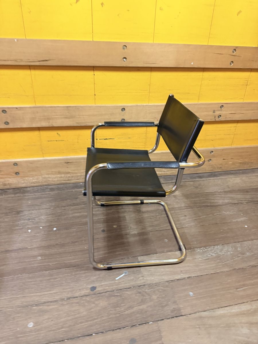 Fauteuils: 2x Design Freischwinger Stühle  / Chairs – D'occasion à Solothurn par NUVICO 2