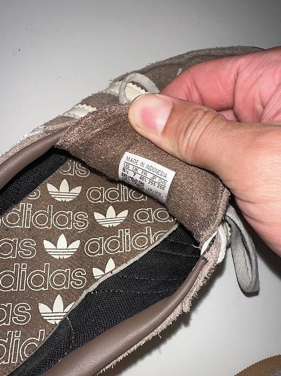Scarpe da uomo: Adidas Spezial 40 1/2 – Usato da Hitzkirch venduto da Oli.Fashion 2