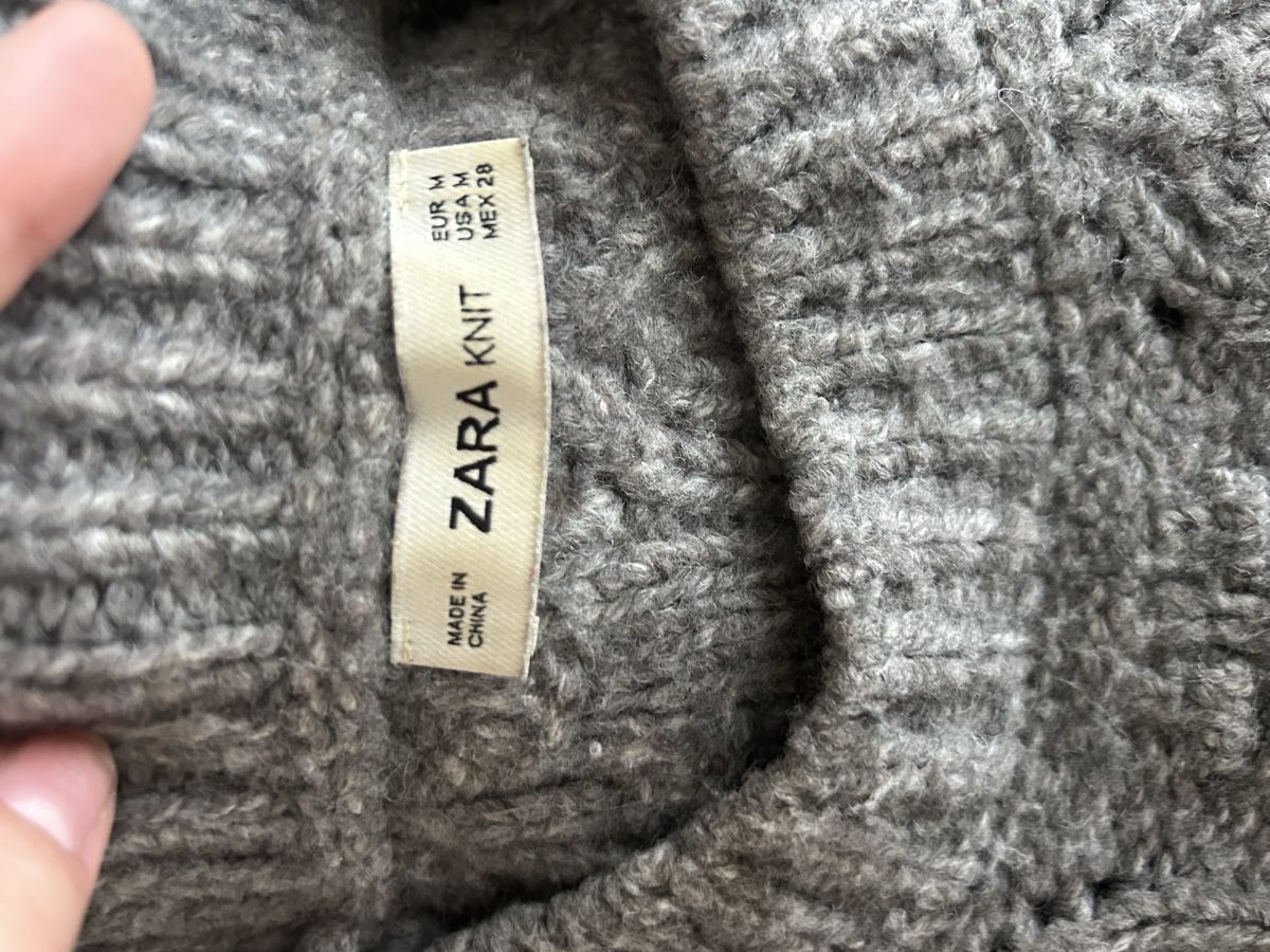 Zara Pullover & Sweatshirts: Grauer ZARA Strickpullover, Grösse M, Top Zustand! – Gebraucht aus affoltern am albis von eczuur 1