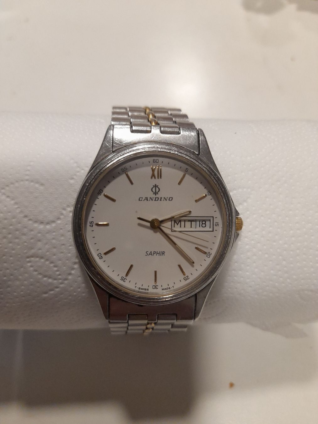 Candino Uhren: Candino Watch with Saphir Crystal and Day-Date Function – Gebraucht aus Richterswil von ara_9vyr