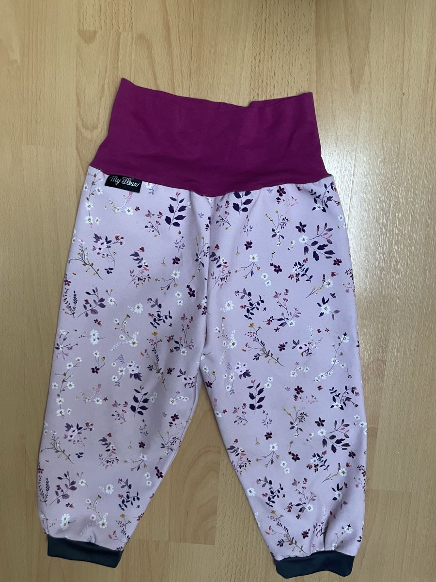 Hosen: Softshellhose Grösse 98/104 – Gebraucht aus Schattdorf von ChZ