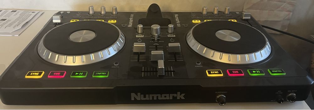 Table de mixage Numark iDJ3 (Gebraucht) in Confignon für CHF 50 – mit ...