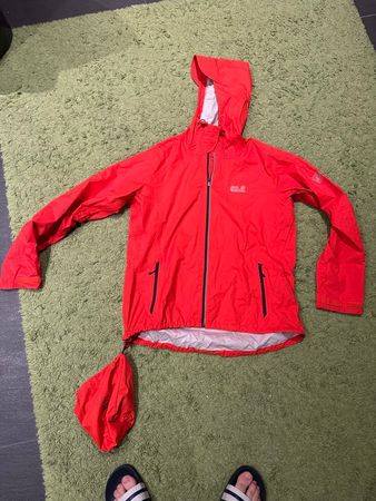 Neuwertige Jack Wolfskin Regenjacke Damen Gr. XL inkl Beutel