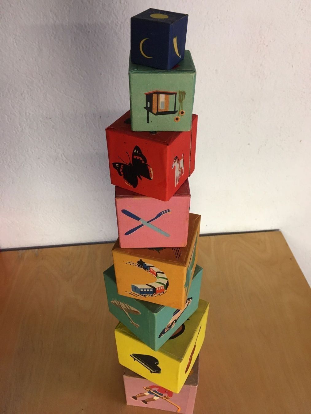 Giochi: Kartonwürfel inkomplett – Usato da Zürich venduto da inf_tfr9