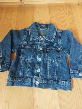 Tolle Babyjacke Jeans gr 74