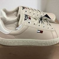 Neu Eingetroffen, Sneakers von Tommy Jeans