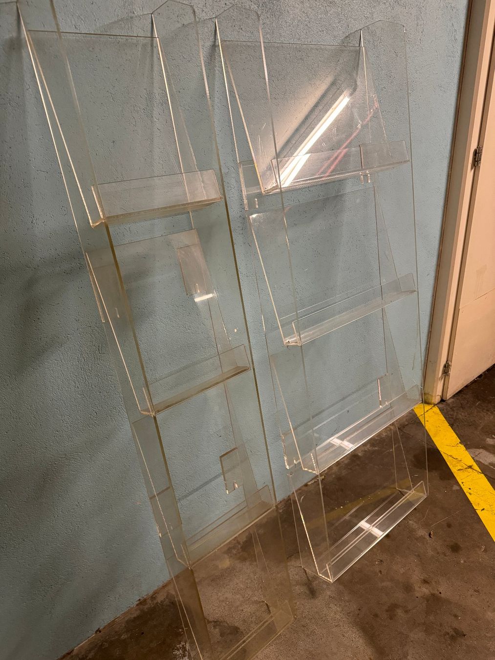 Sonstige Dekorationen & Accessoires: 2 Présentoirs en plexiglas – Gebraucht aus Genève von lube1809 1