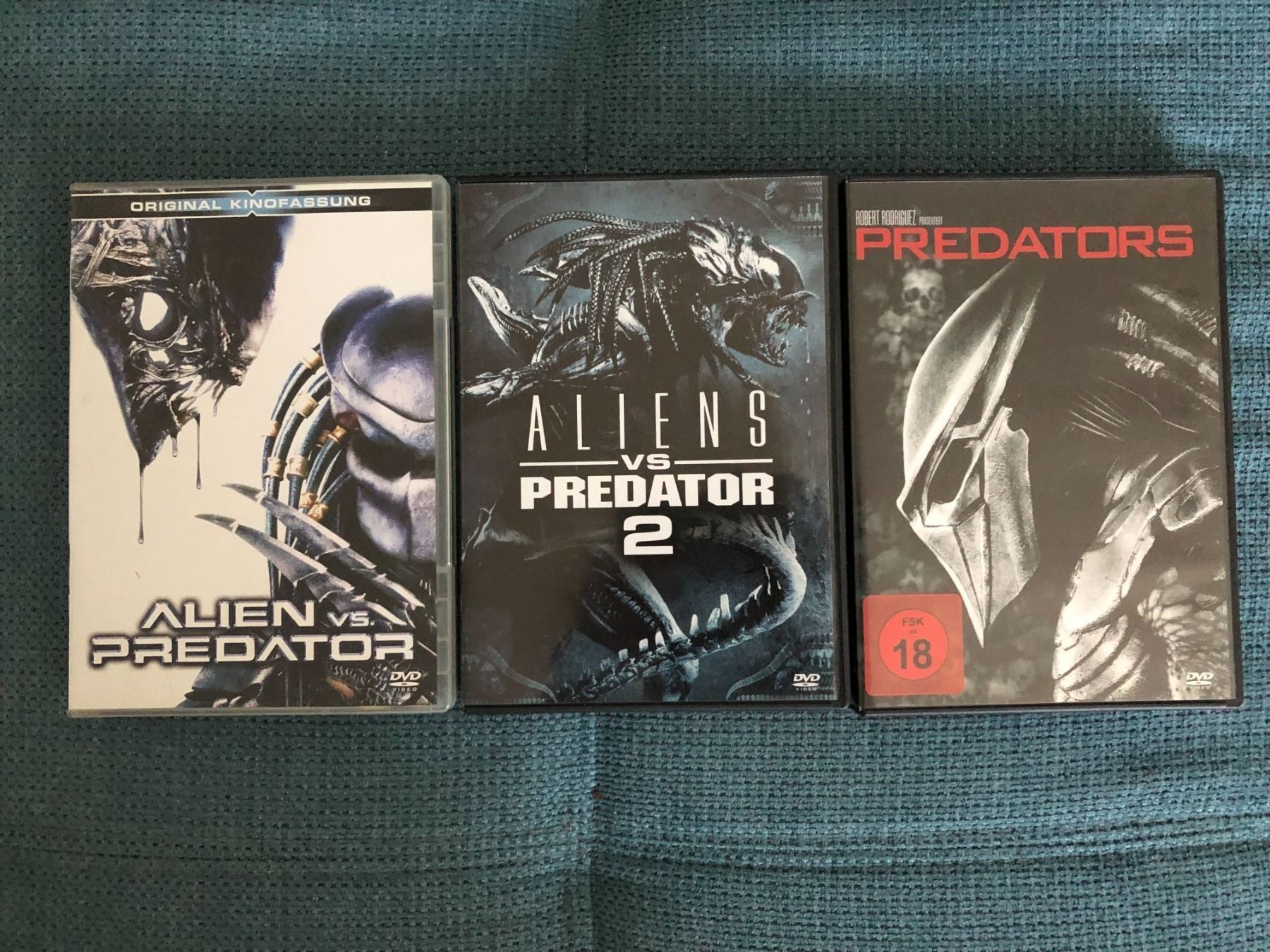 Alle DVDs: Alien vs Predator 1+2 und Predators (3 DVD's) – Gebraucht aus Basel von