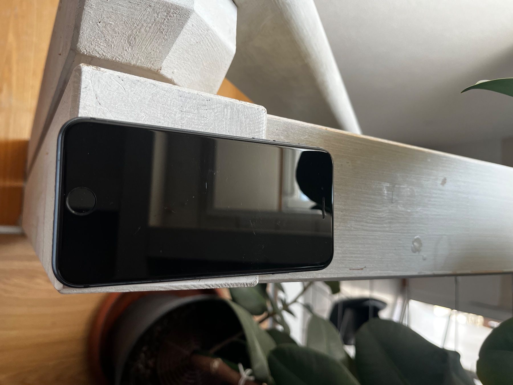 Apple Telefoni cellulari / Smartphones: iPhone 8, schwarz, 64GB – Usato da Madiswil venduto da bjs_90 2