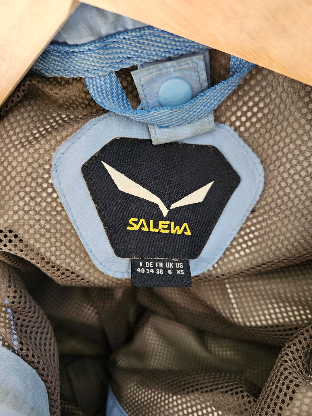 Salewa Vestes: Salewa Rain Wind Jacket – D'occasion à Thun par danbr 2