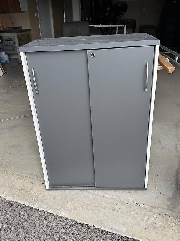 Schreibtische: Lot de bureau Professionel – Gebraucht aus Ste-Croix von kar_9x7w 2