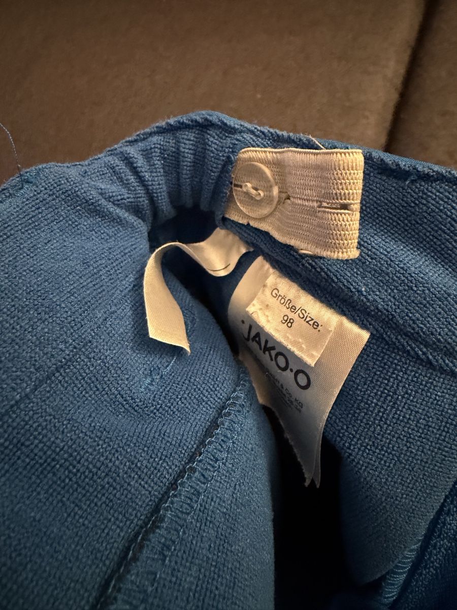 Jako-O Pantalons: Kinder Hose JAKO-O Grösse 98 Softshell& robust! – D'occasion à Bergdietikon par R.Pueffke 1