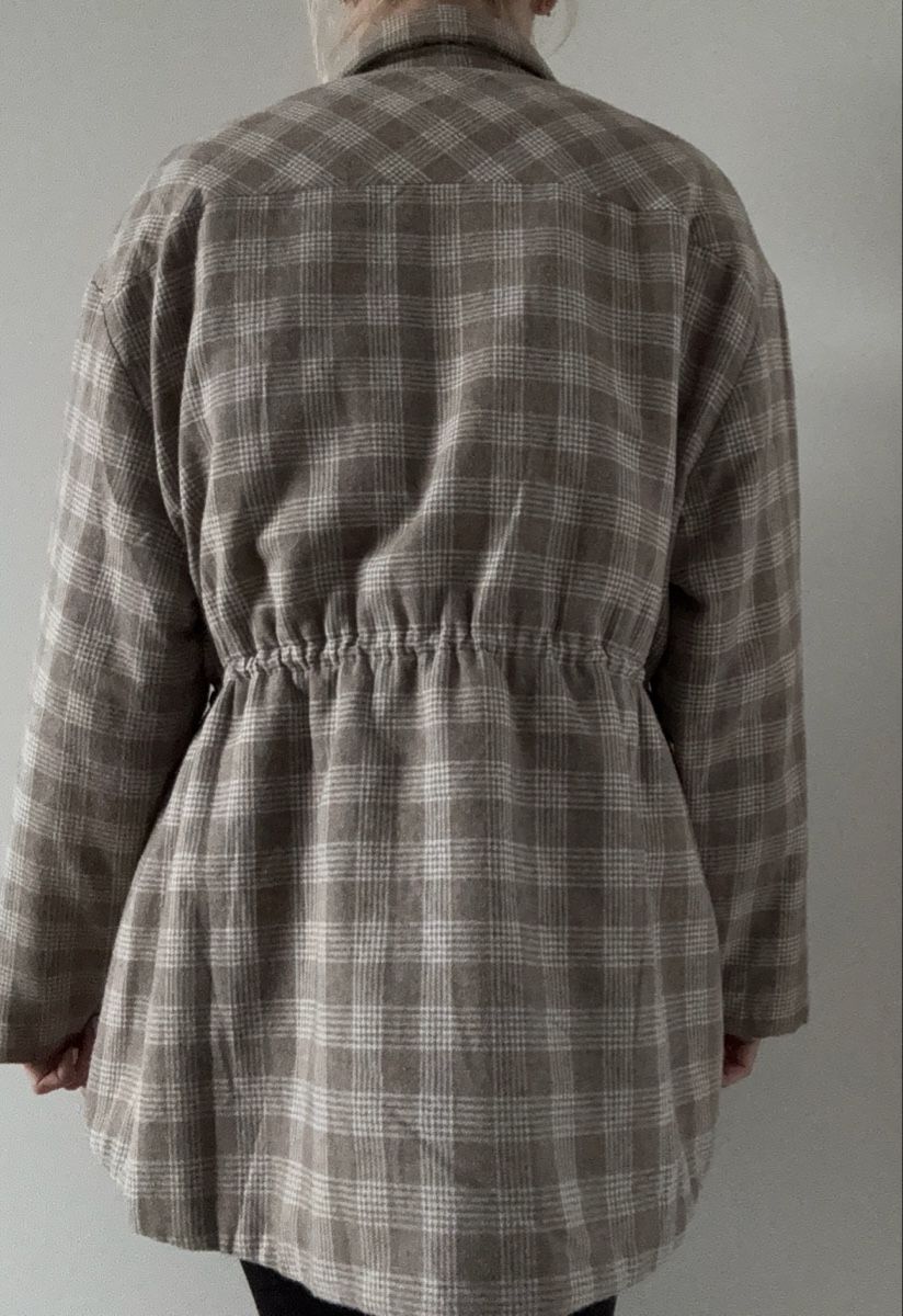 Giacche: The Coat by Katya Silchenko jacket  – Usato da Vésenaz venduto da ann_7knk 7