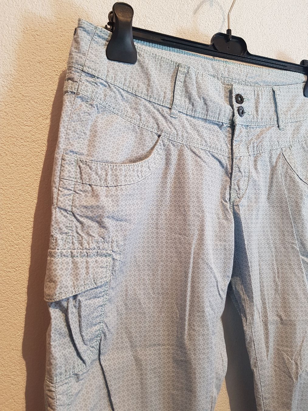 Pantaloni: 100% Coton - Bermuda Bleu Ciel - 38 – Usato da Haute-Nendaz venduto da Violette123 3