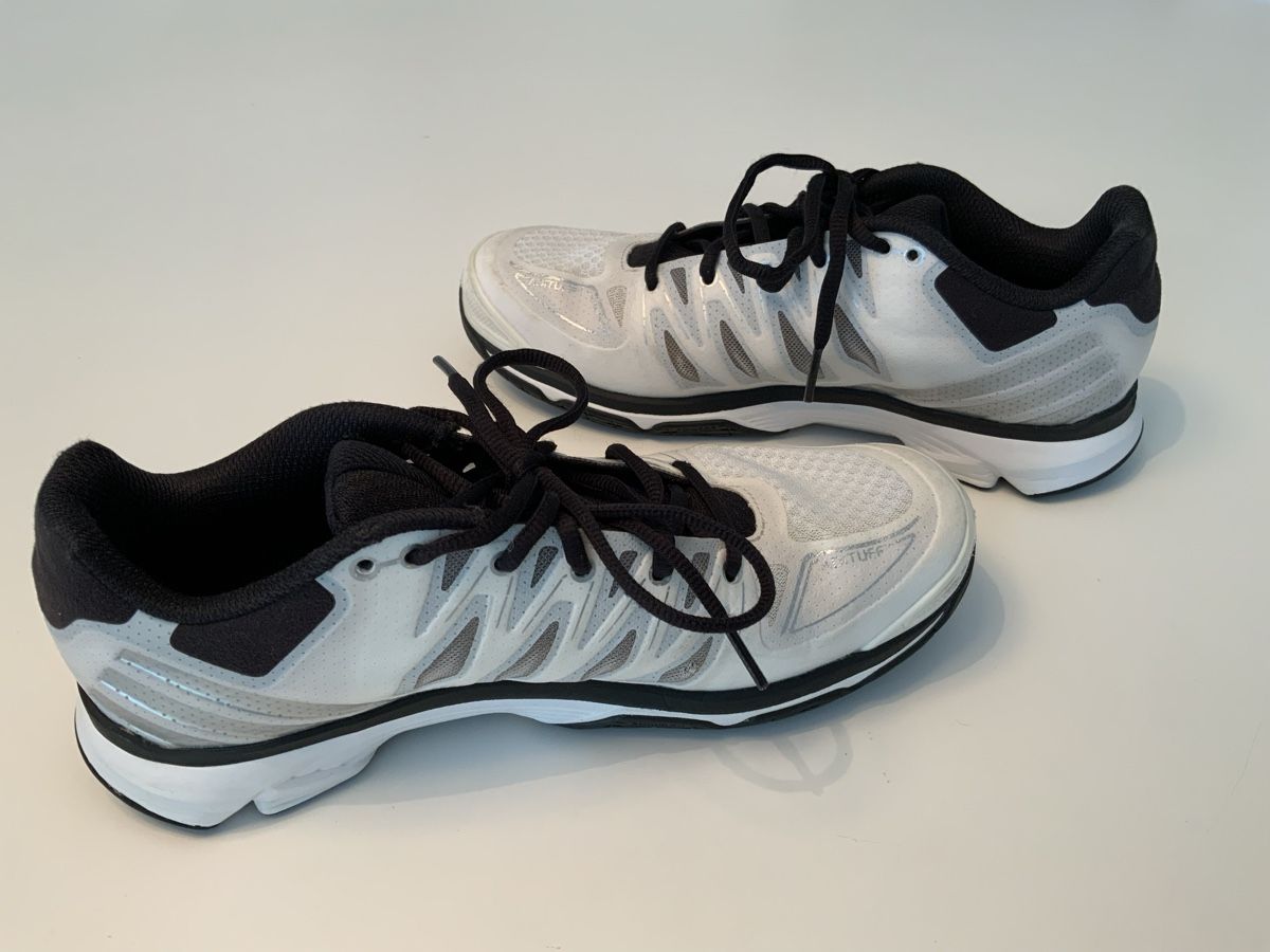 Adidas Herrenschuhe: Hallenschuh, ADIDAS, VOLLEY RESPONSE, Unisex – Gebraucht aus Stäfa von sylla73 6