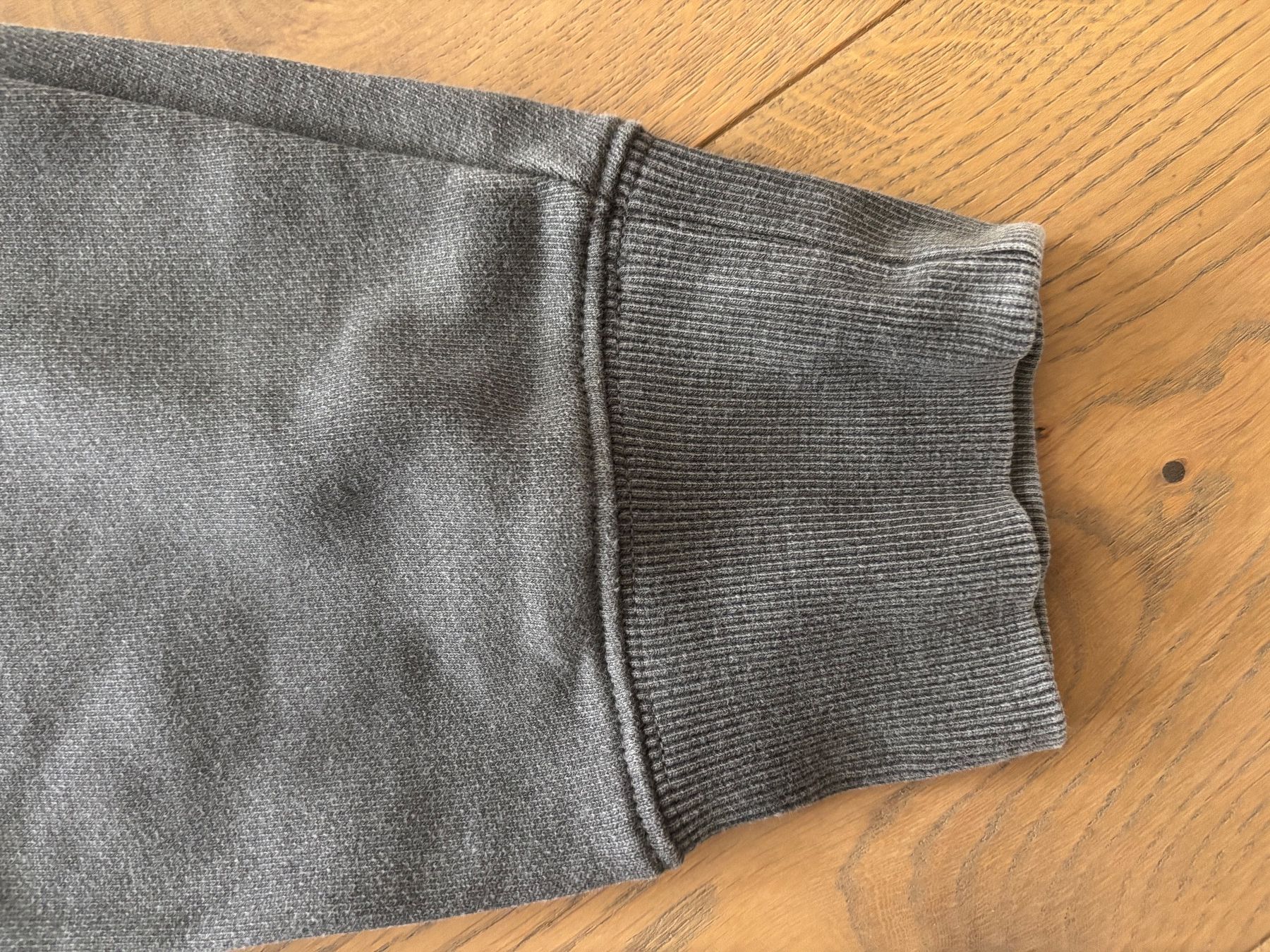Carhartt Pullover & Sweatshirts: Washed Carhartt Hoodie grau – Gebraucht aus Trübbach von Nico.Broder 3