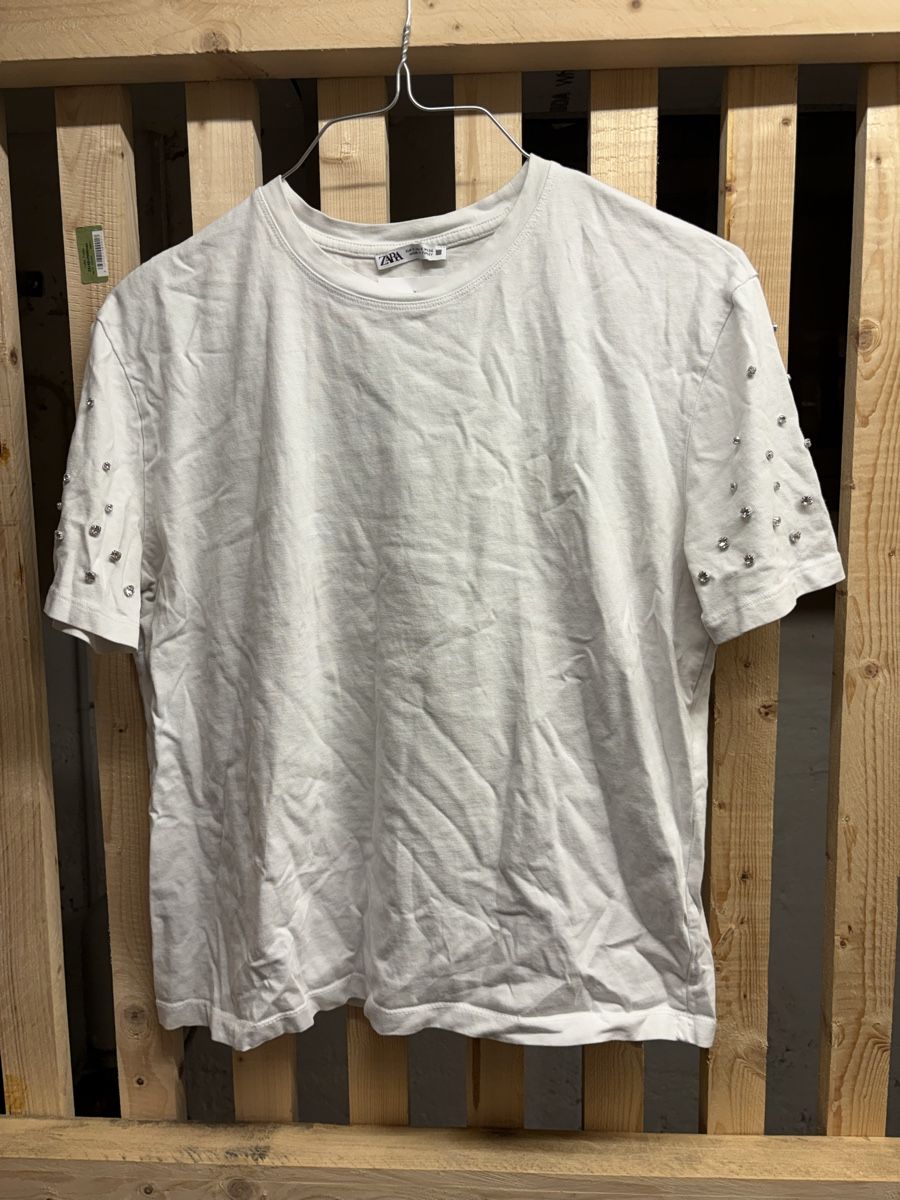 Lotti di vestiti: Kleiderpaket Oberteile M - ZARA MASSIMO DUTTI – Usato da Zürich venduto da chloe26 5